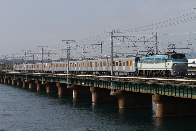 b0002858_2344348.jpg