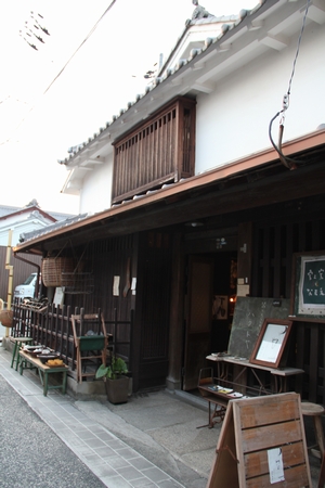 f0238889_2049064.jpg