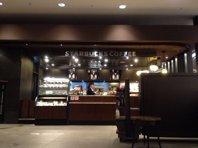 スターバックスコーヒー 六本木ヒルズウエストウォーク店>