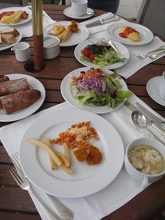 f0009451_22452737.jpg