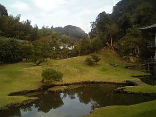b0032346_13065.jpg