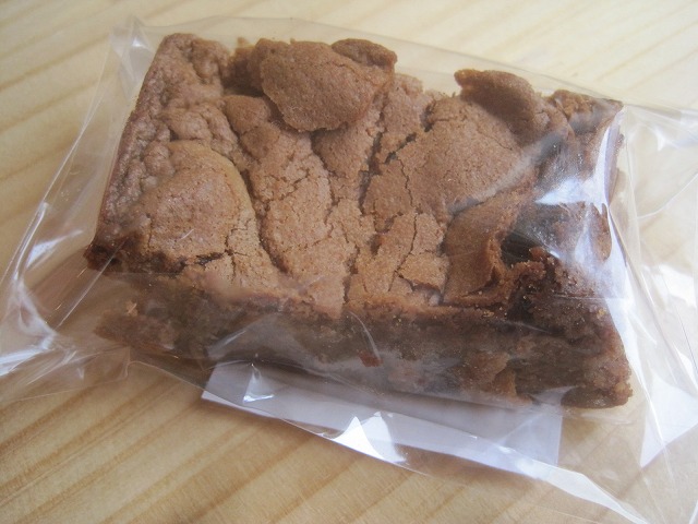 f0202703_2239539.jpg