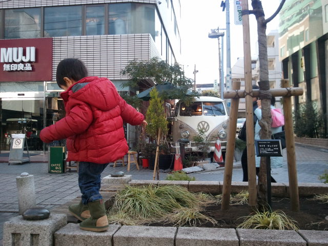 a0134562_0102878.jpg