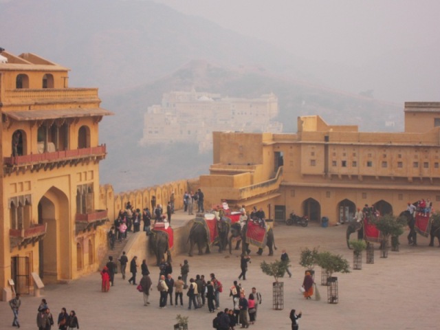 f0088569_8474235.jpg