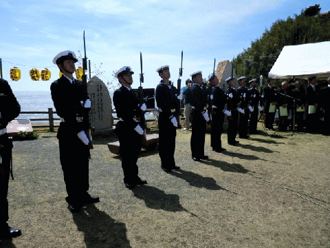 b0012636_971225.gif