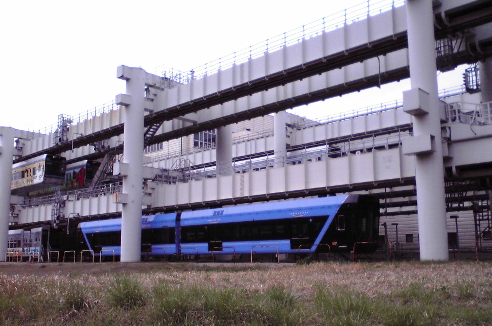 f0057955_2375221.jpg