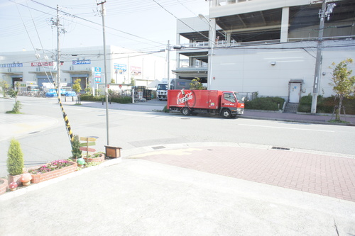 d0220513_1218525.jpg