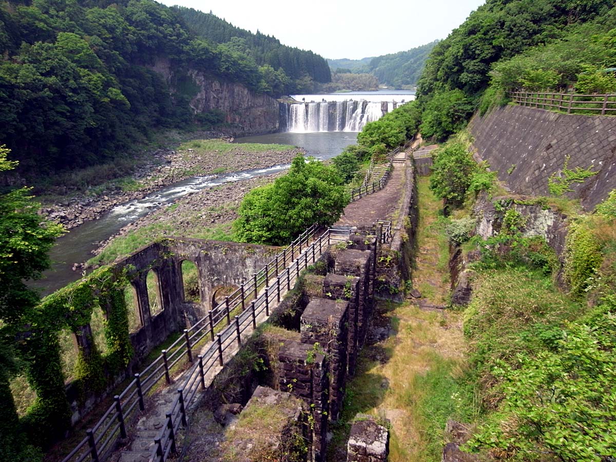 d0032222_2324427.jpg