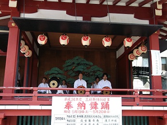 e0248844_2311419.jpg