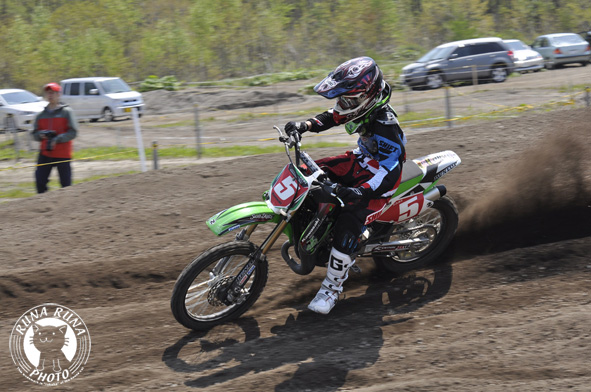f0210380_20103271.jpg