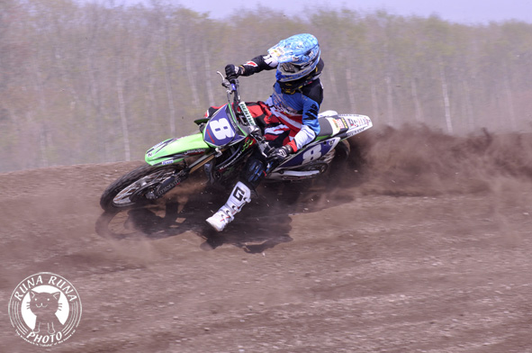 f0210380_20193137.jpg