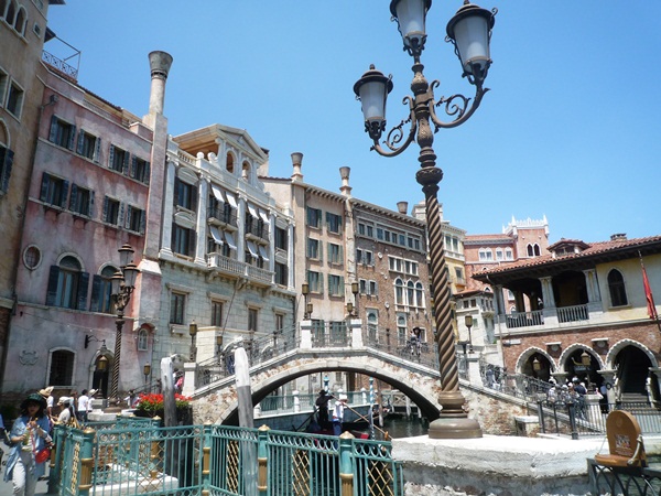 d0057701_1056465.jpg