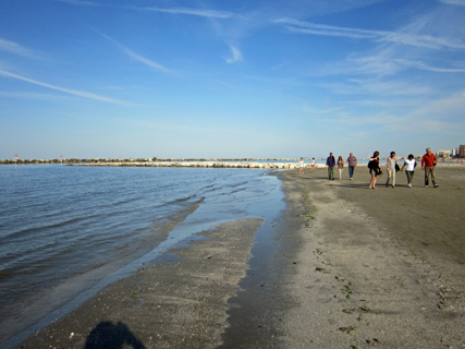 f0234936_2202298.jpg