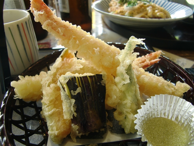 f0238779_8354572.jpg