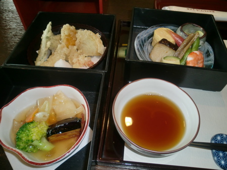 d0105063_1635611.jpg