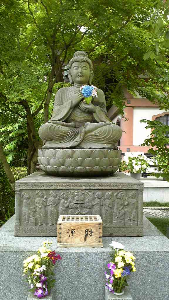 f0019063_1635226.jpg