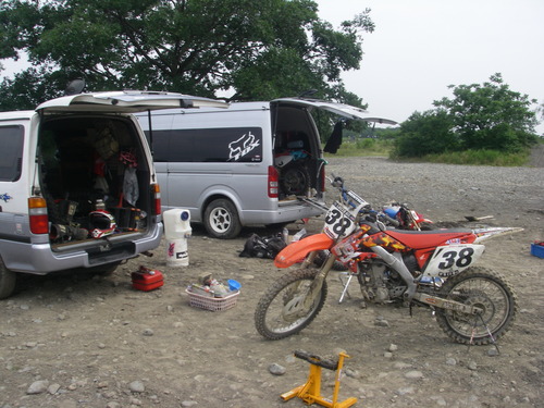 b0024266_18121132.jpg