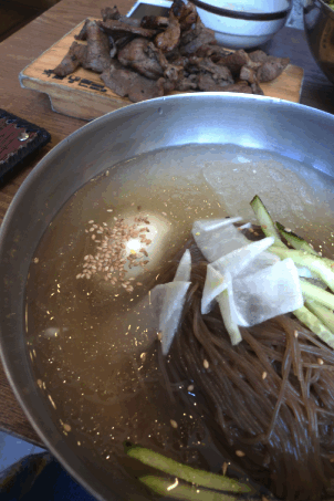 e0157816_10493925.gif