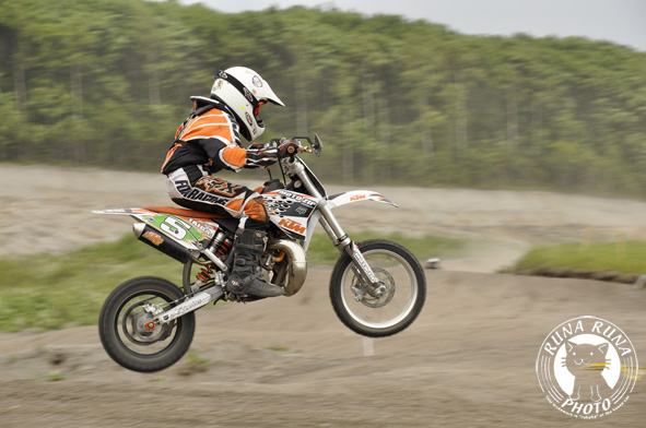 f0210380_1523385.jpg
