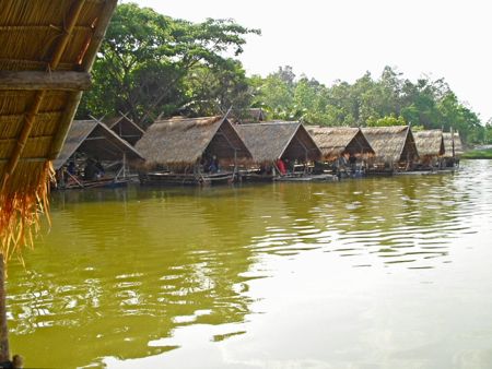 b0051109_1285291.jpg