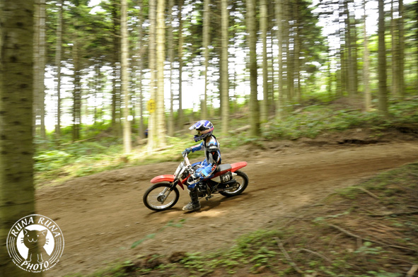 f0210380_1933114.jpg