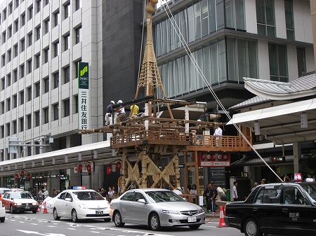 f0054428_03569.jpg
