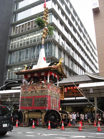 f0054428_0485450.jpg