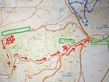 f0234936_2351311.jpg