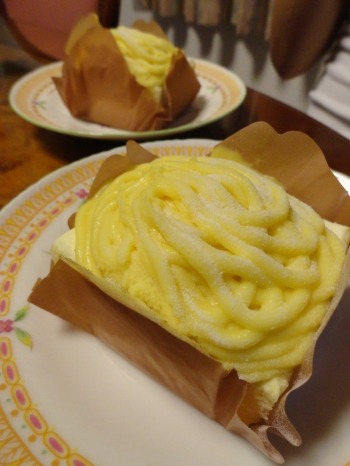 f0238932_1155119.jpg
