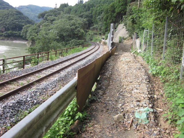 e0181260_21365360.jpg