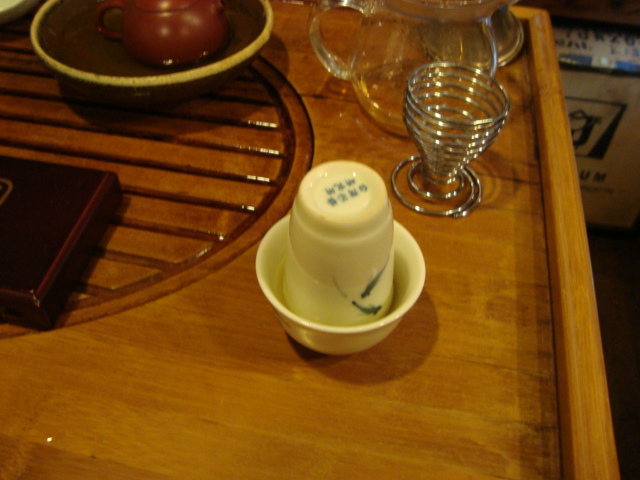 f0232060_2283090.jpg