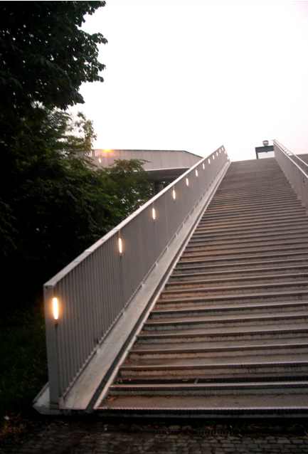 d0047851_18413.jpg