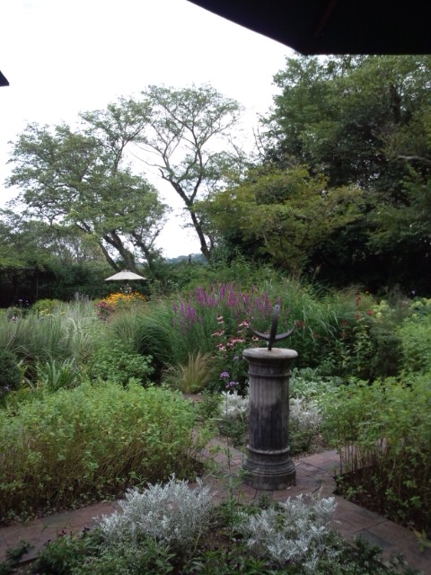 e0246708_9355384.jpg