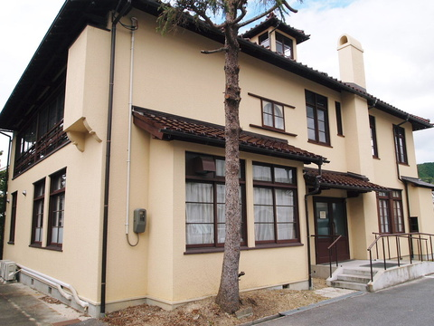 f0231829_2145627.png