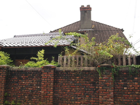 f0231829_21485516.png