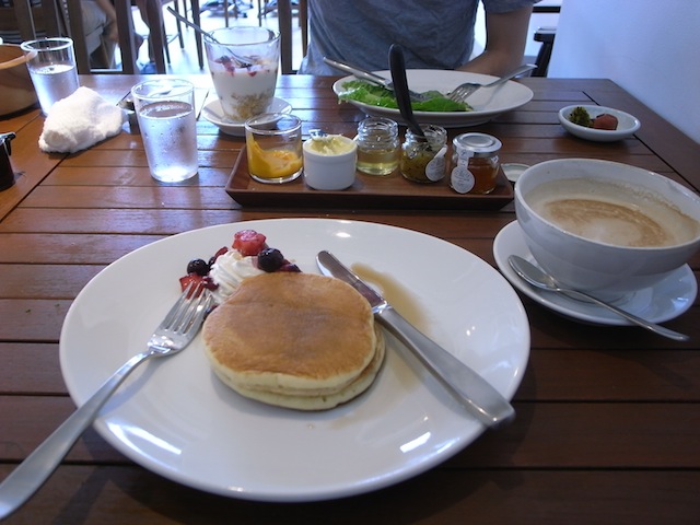 d0029840_15402160.jpg