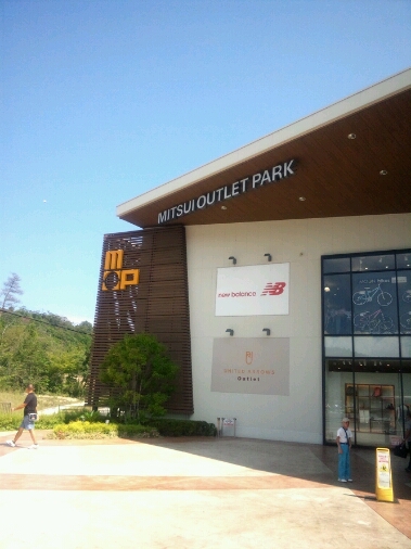 e0278508_1150079.jpg