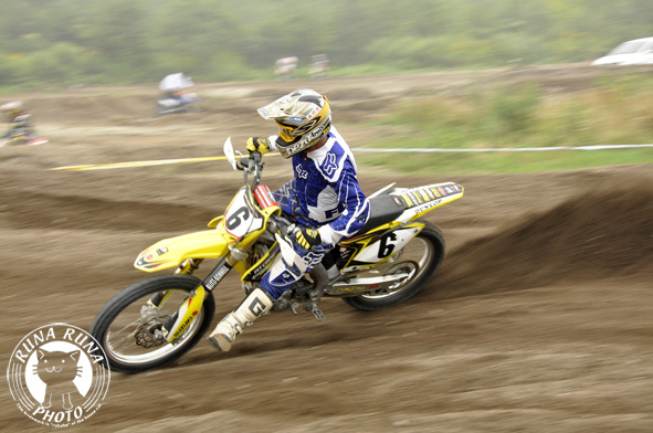 f0210380_1542927.jpg