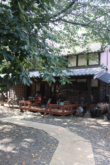 e0112077_7181943.jpg