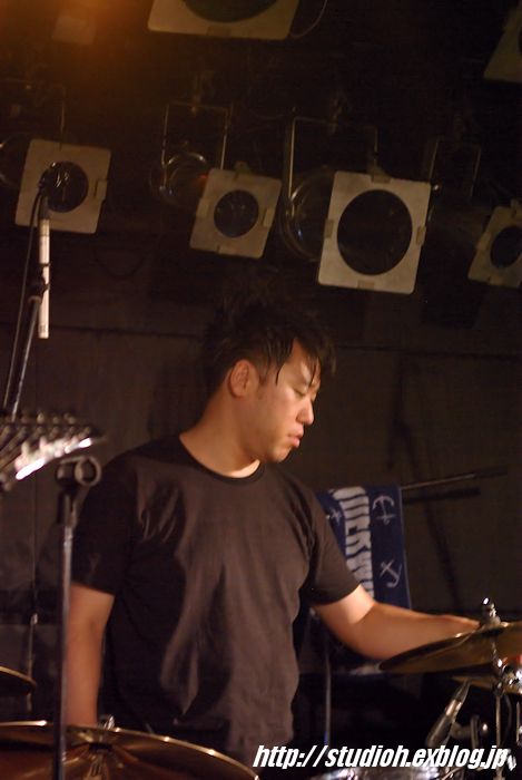 f0008102_2136592.jpg
