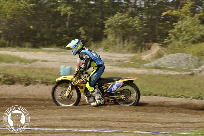 f0210380_1631280.jpg