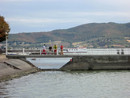 f0234936_0403772.jpg