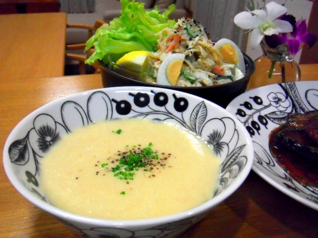 a0190999_0285199.jpg