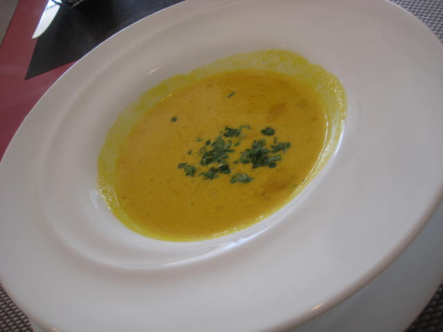 e0166032_2215471.jpg