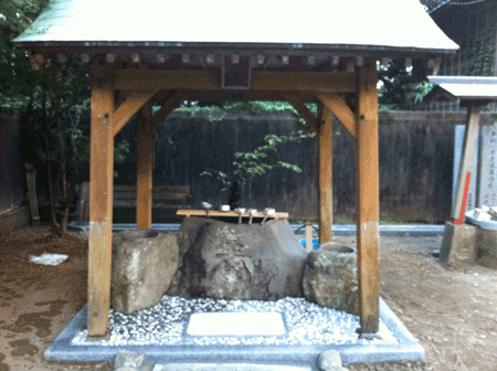 e0203037_21275928.gif