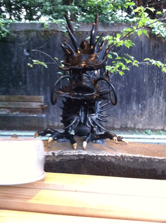 e0203037_21324269.gif