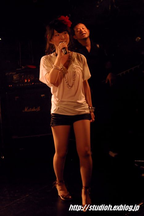 f0008102_0503143.jpg