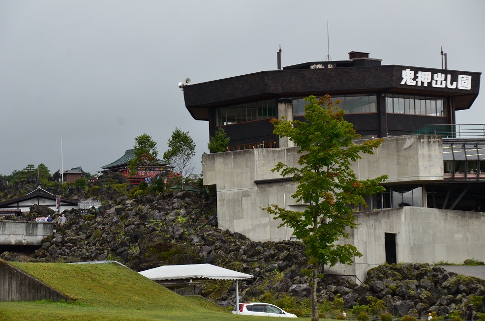 f0124830_0102771.jpg