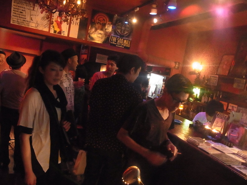 b0230793_1183953.jpg