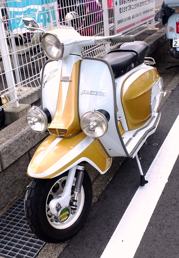 e0271804_21451173.jpg